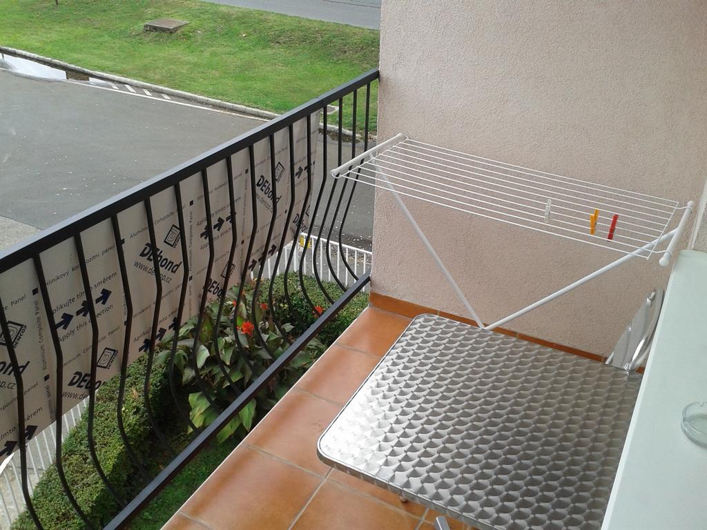 מלון Hajdúszoboszló Deak Vendeghaz Apartman חדר תמונה